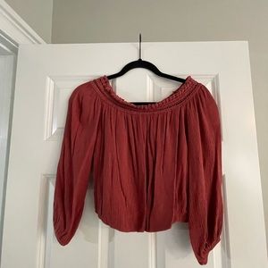 Lulu’s lace off the shoulder cropped shirt, Size Small, red